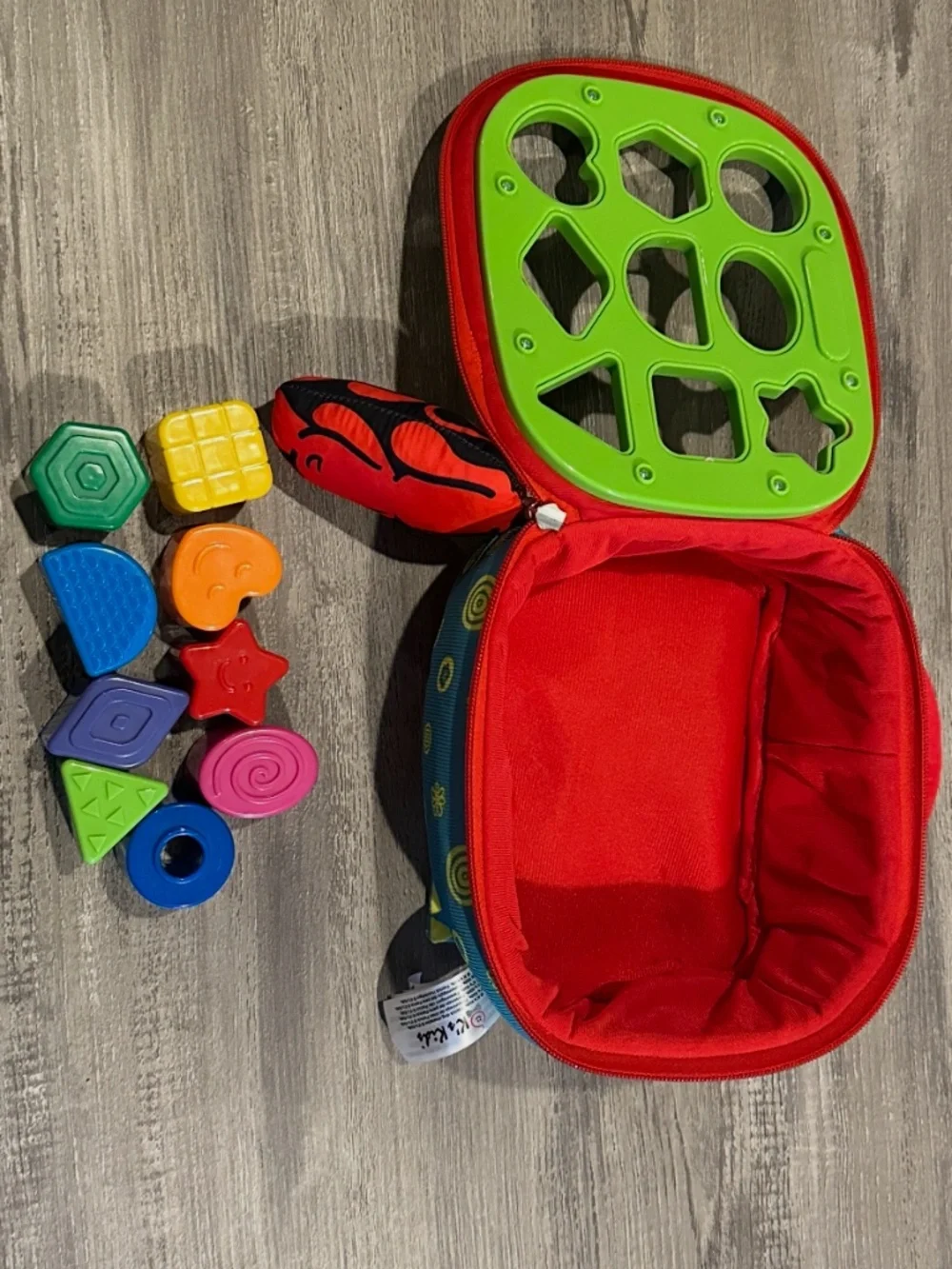 Kids Take-Along Shape Sorter - Picture 5 of 10